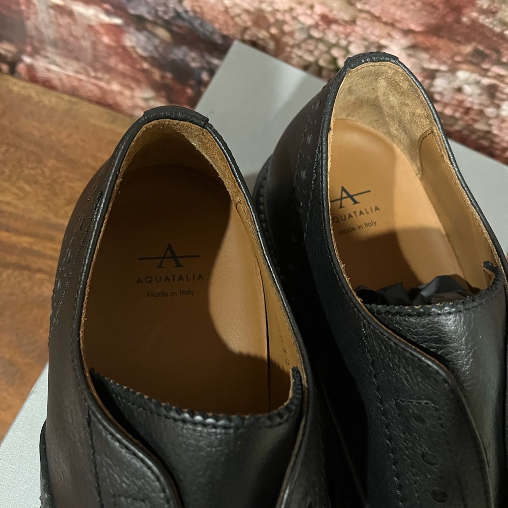 NEW Aquatalia and Men's Black Leather Slip On Dress Shoes Amazing quality. - Picture 8 of 8